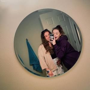 Meet your Posher, Kat